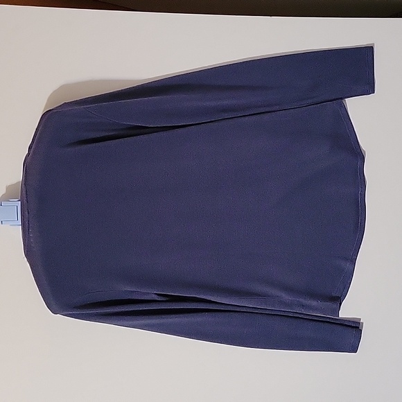 *2 for 1 Bargain, Yellow and Navy Long Sleeve Tops, size M - Picture 8 of 11